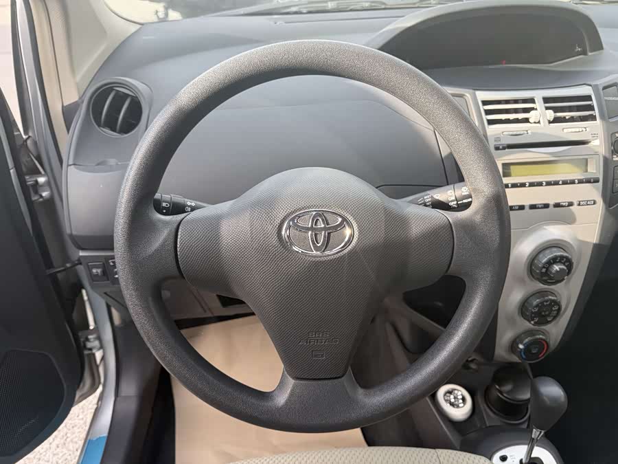 Toyota Yaris 2008 imagem de carro #12