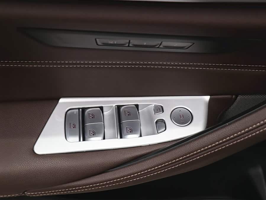 BMW 5 Series New Energy 2021 car image #12