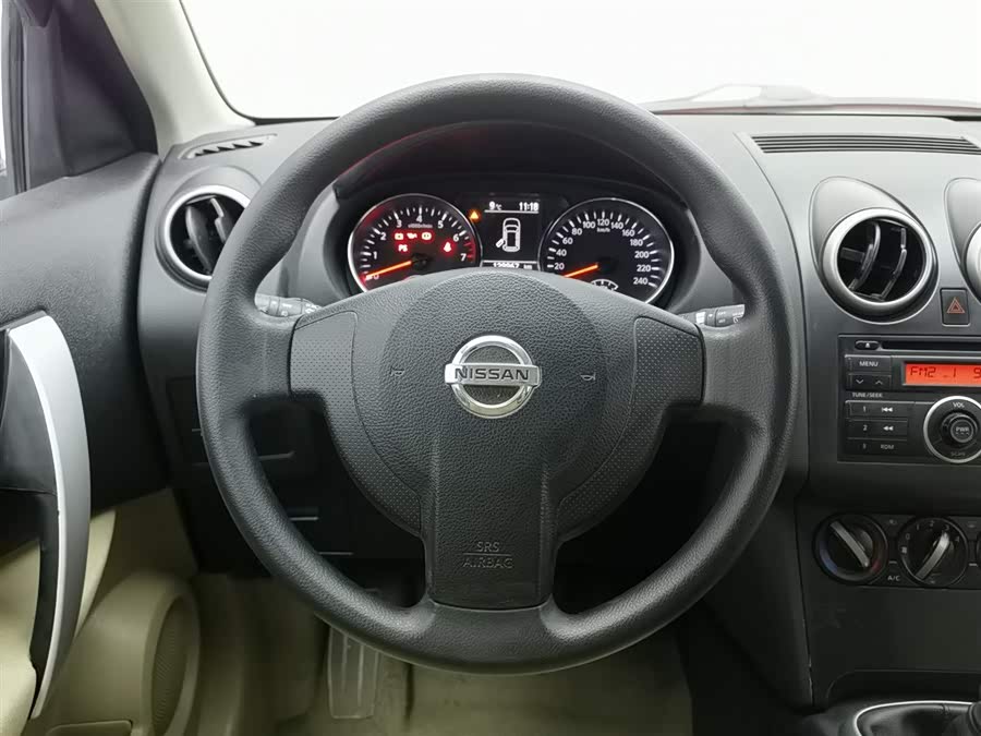 Nissan Qashqai 2014 car image #12
