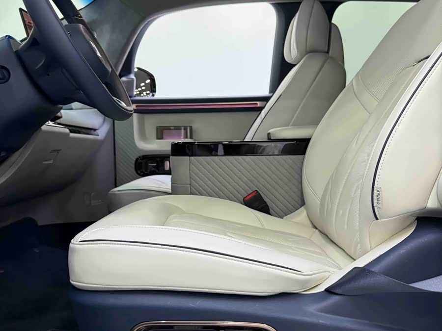 Zeekr MIX 2024 изображение автомобиля #12