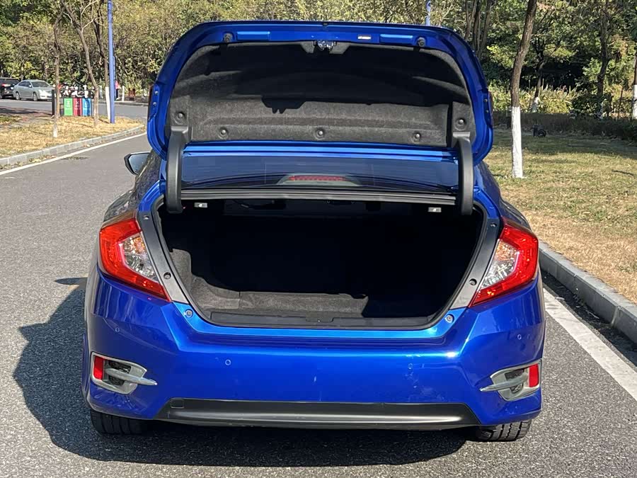 Honda Civic 2016 car image #12