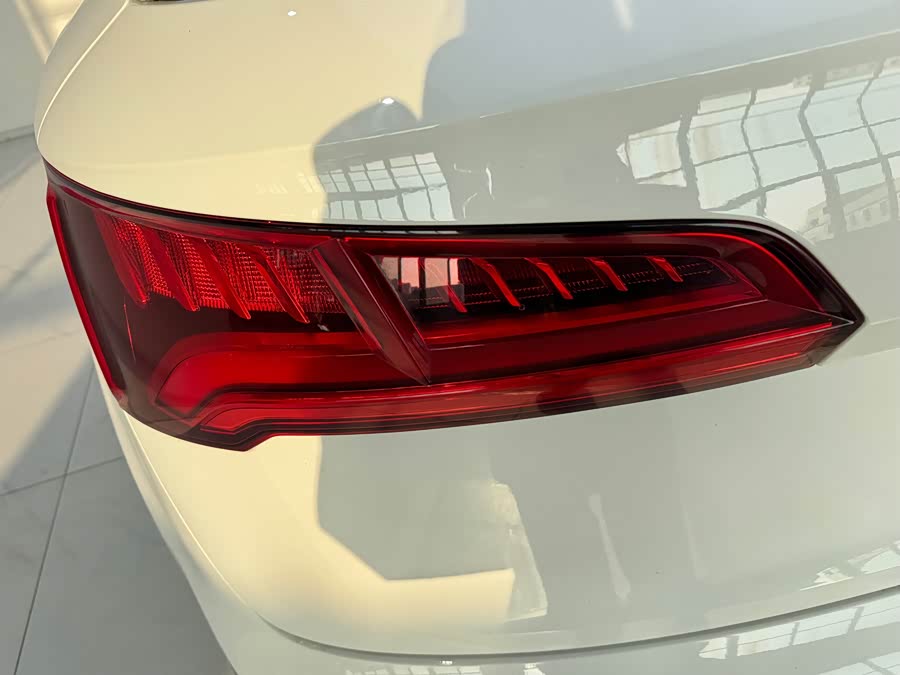 Audi Q5L 2020 #12 Audi Q5L 2020 car image #12