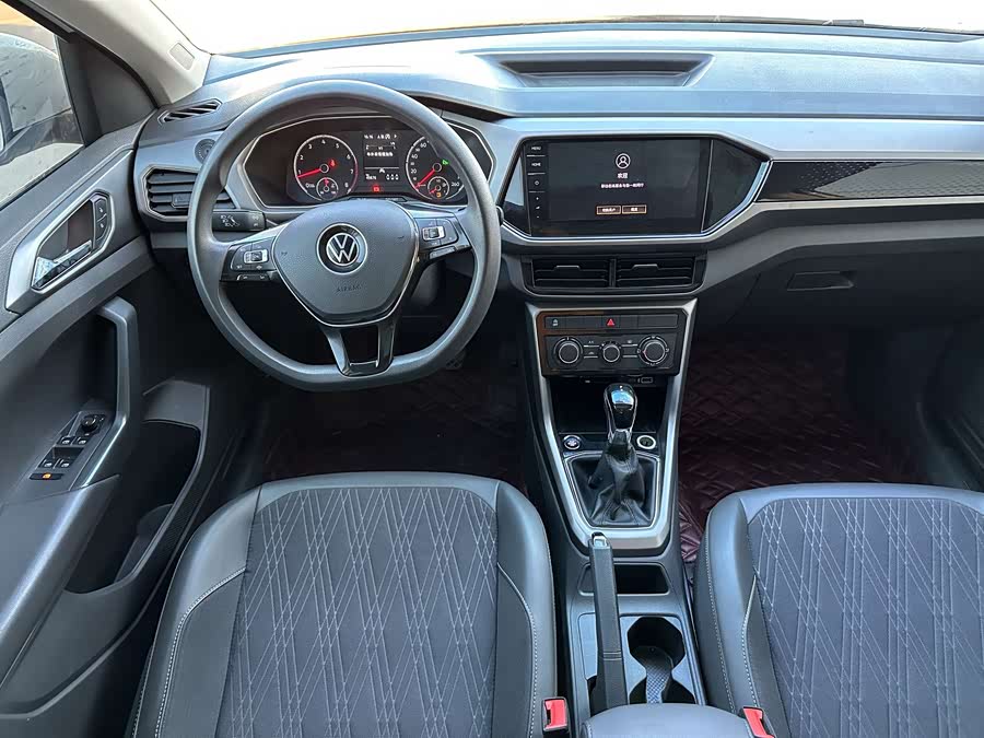 Volkswagen T-Cross 2021 car image #12