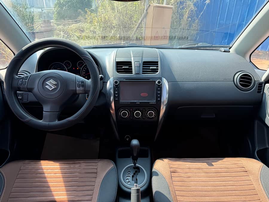 铃木 天语 SX4 2014 汽车图片 #12