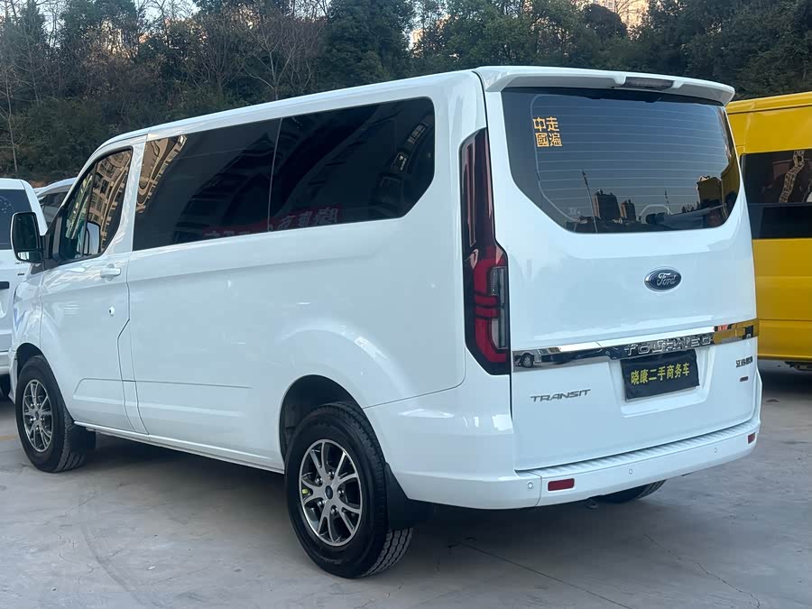 Ford Transit 2025 immagine di auto #12