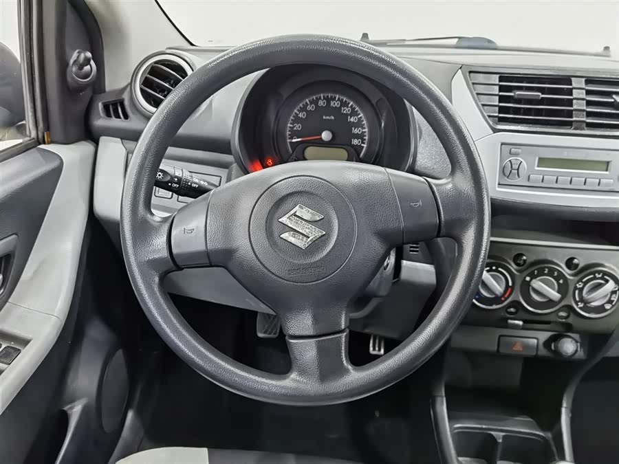 Suzuki Alto 2014 car image #12