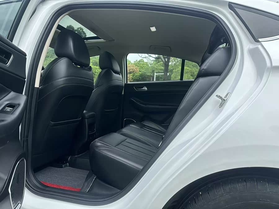 Chery Arrizo 5 Plus 2022 car image #12