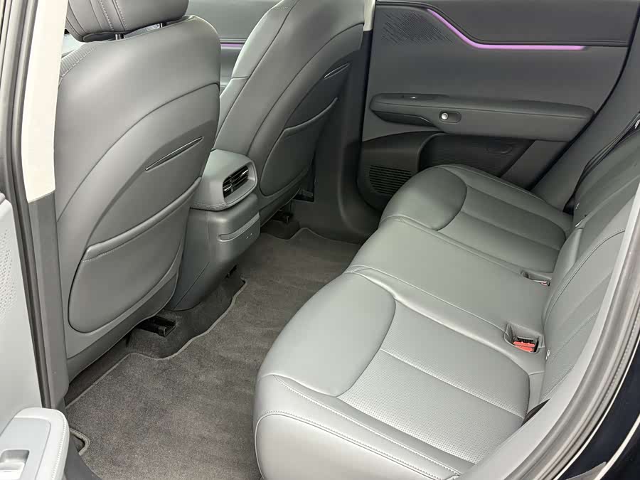 Xpeng G6 2025 immagine di auto #12