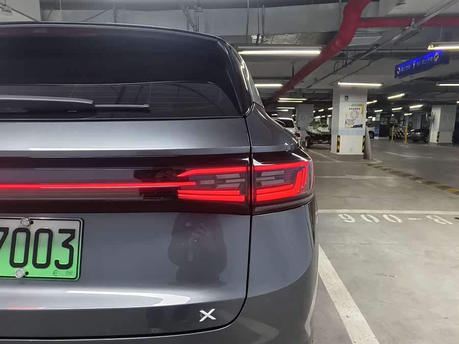 Volkswagen ID.4 X 2022 immagine di auto #12