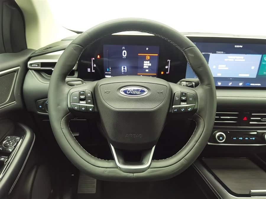 Ford Edge 2021 car image #12