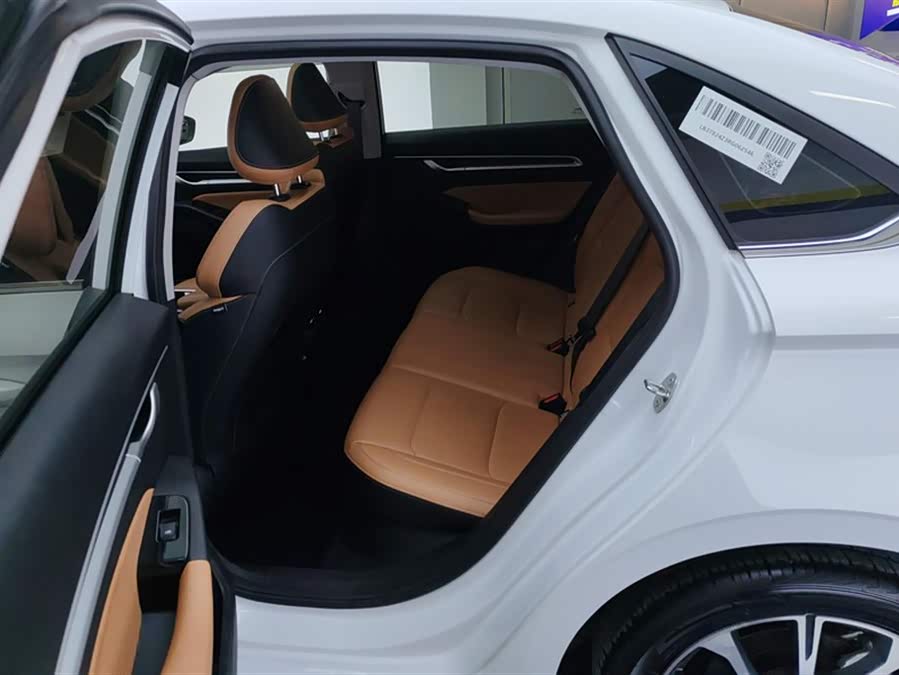 GEELY Emgrand 2024 #12 GEELY Emgrand 2024 car image #12