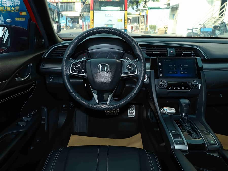 Honda Civic 2022 car image #12