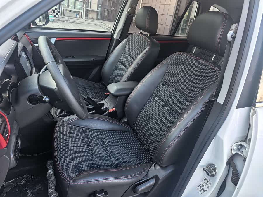 Chery Tiggo 3 2017 car image #12