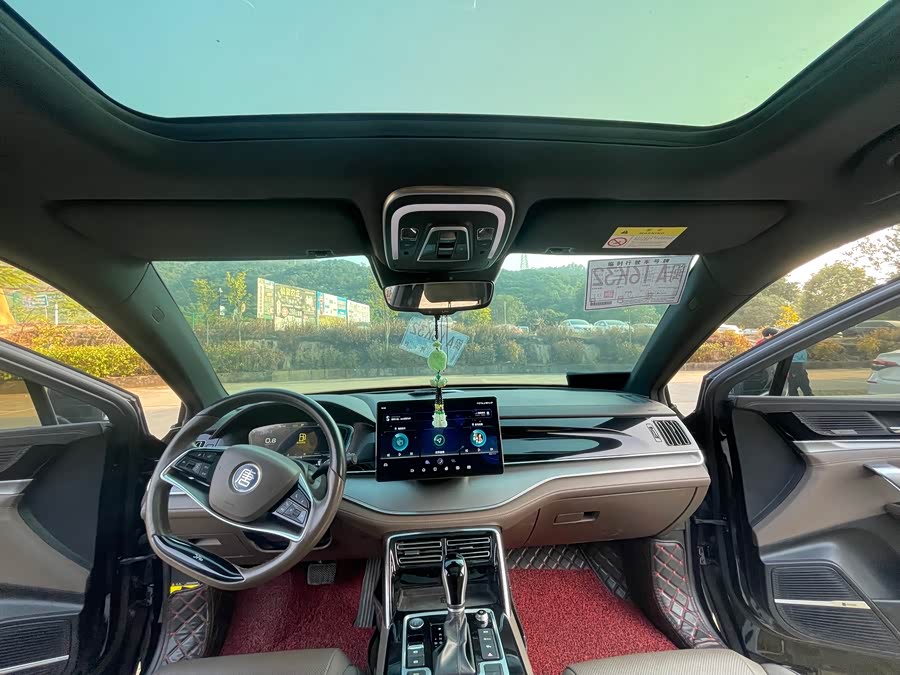 BYD Tang 2021 #12 BYD Tang 2021 immagine di auto #12