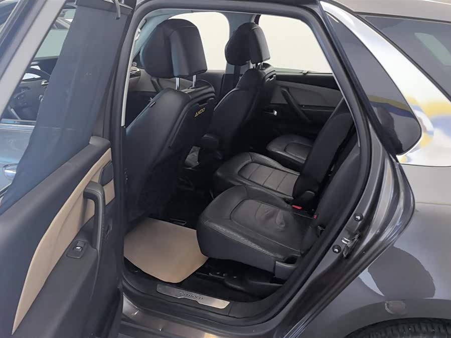 Citroen C4 PICASSO 2018 imagem de carro #12