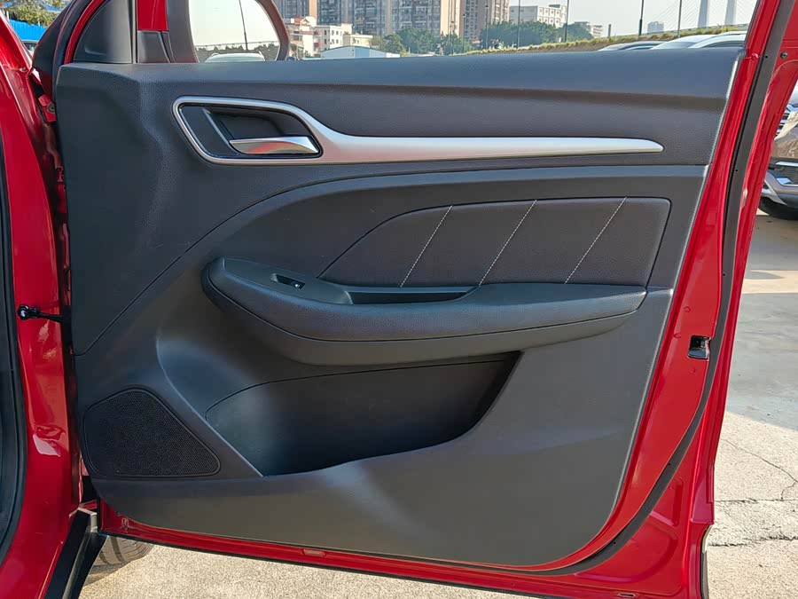 MG ZS 2019 car image #12