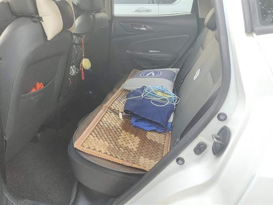 Changan CS15 2017 #12 Changan CS15 2017 car image #12