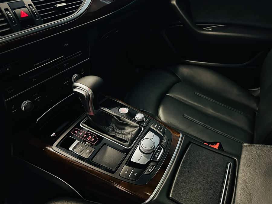 奥迪 奥迪A6L 2015 汽车图片 #12