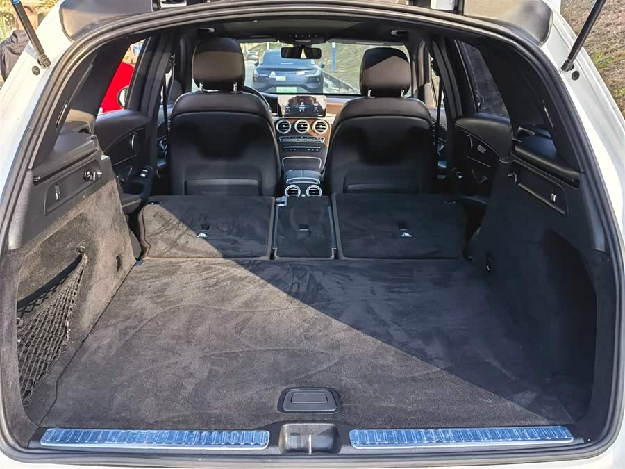 Mercedes-Benz GLC Class 2020 car image #12