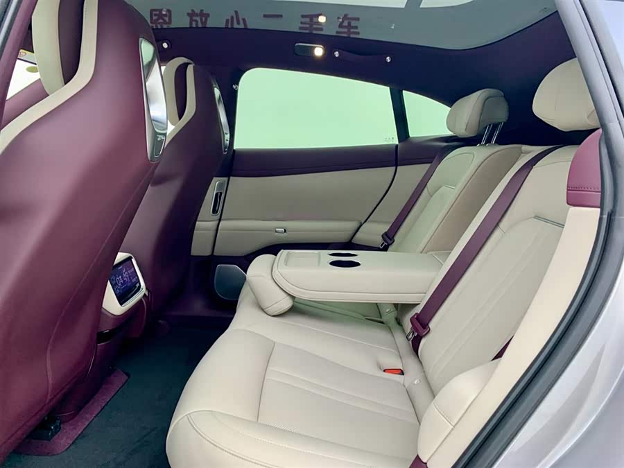 小米汽车 小米YU7 2025 #12 小米汽车 小米YU7 2025 汽车图片 #12