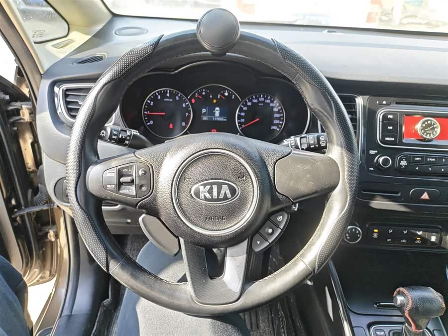 起亚 佳乐 2015 汽车图片 #12