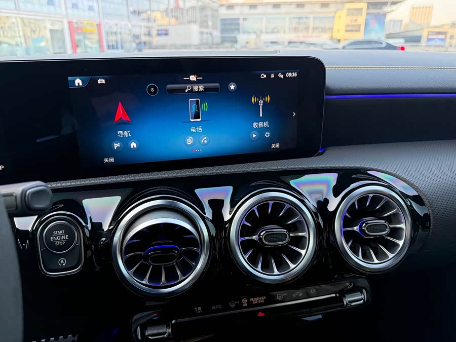 Mercedes-Benz CLA AMG 2024 imagem de carro #12