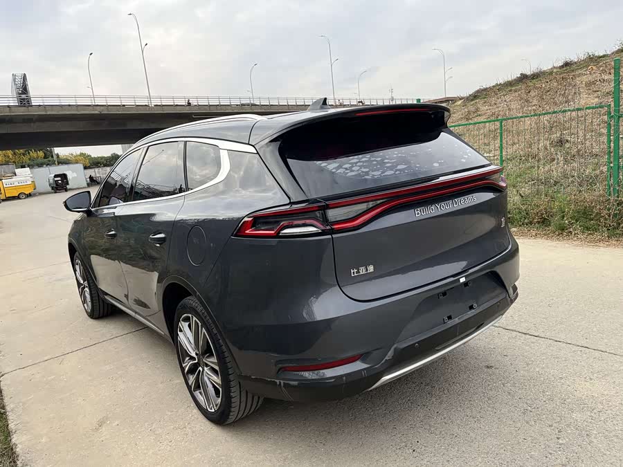 BYD Tang 2018 car image #12