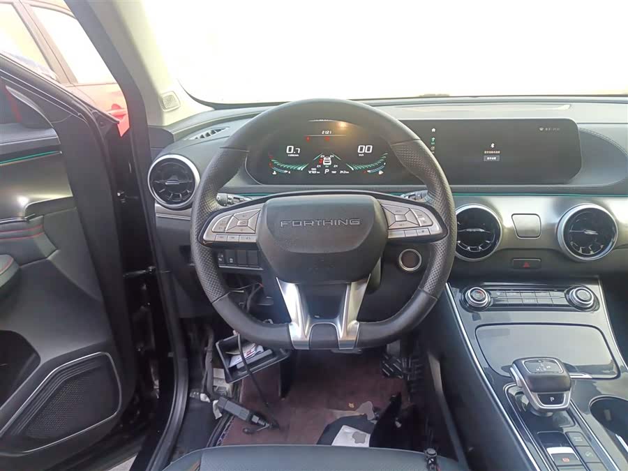 Forthing T5 EVO 2021 car image #12