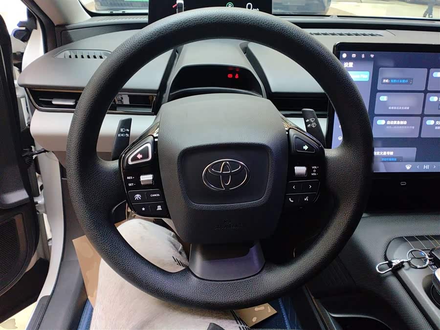 Toyota bZ5 2025 car image #12