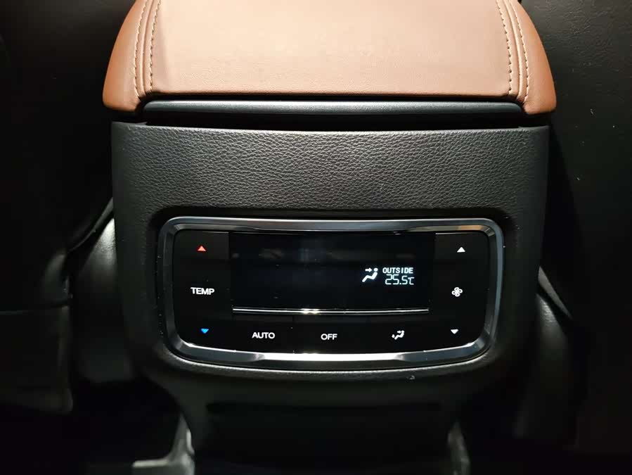 GAC Trumpchi GS8 2019 car image #12