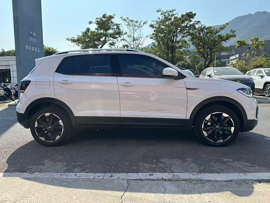 Volkswagen Tacqua 2023 #12 Volkswagen Tacqua 2023 car image #12