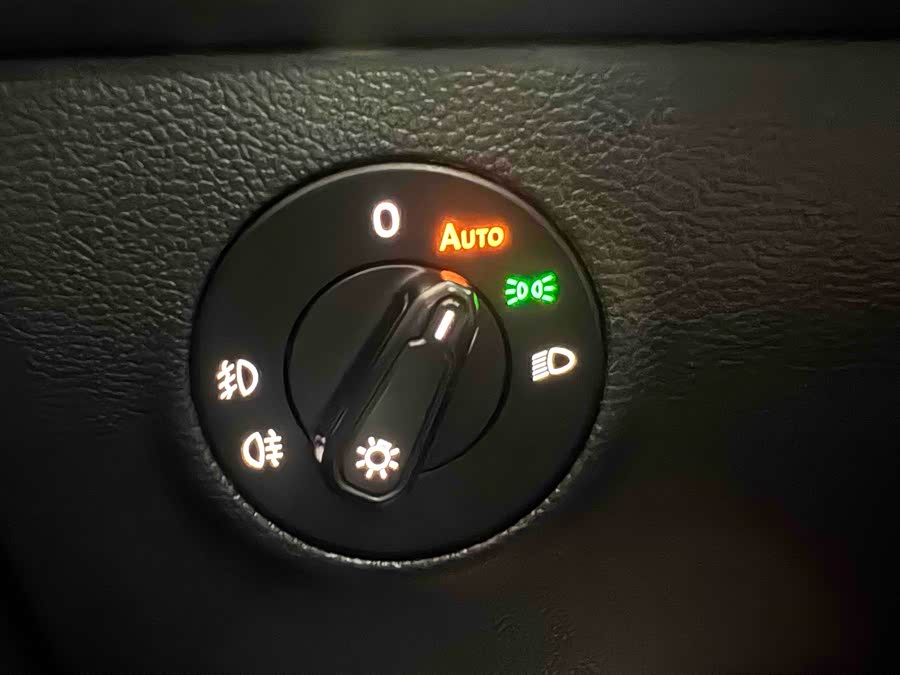 Volkswagen Tharu 2021 #12 Volkswagen Tharu 2021 immagine di auto #12