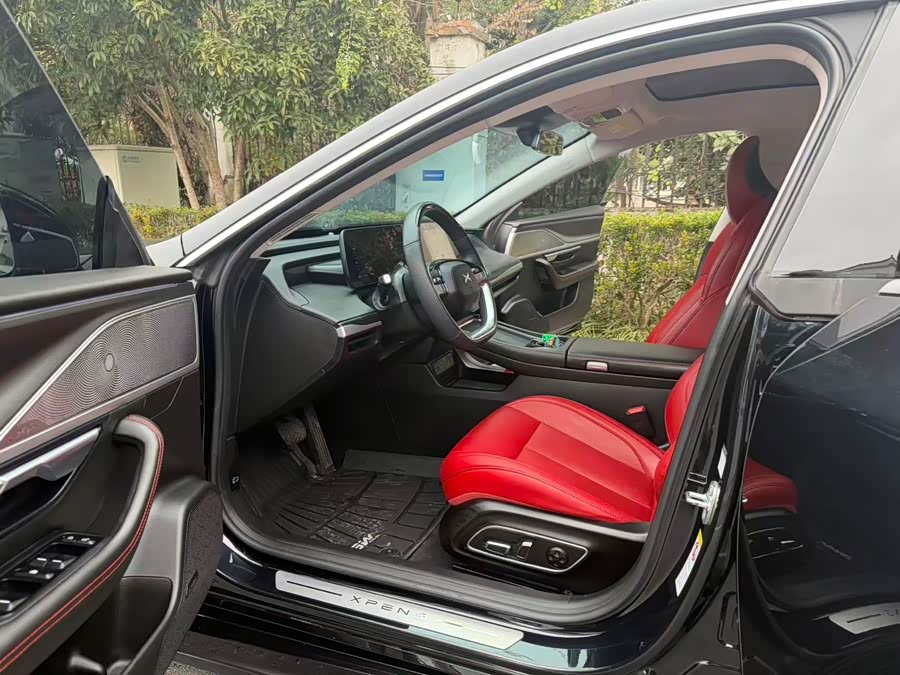 Xpeng P7 2024 immagine di auto #12