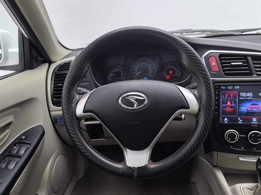 Soueast V3 Lingyue 2016 car image #12