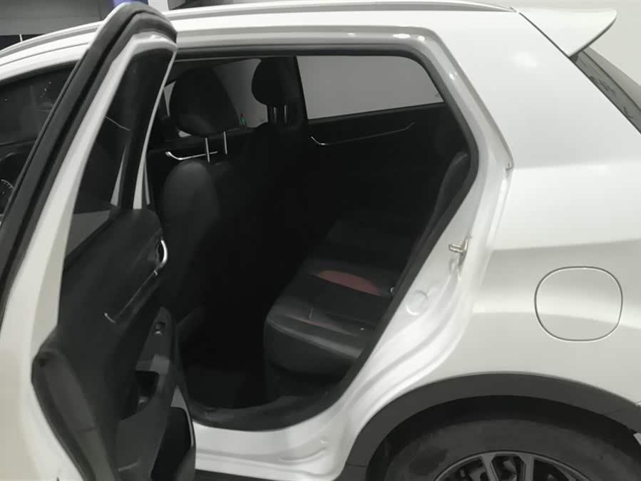 GEELY Vision X3 2021 car image #12