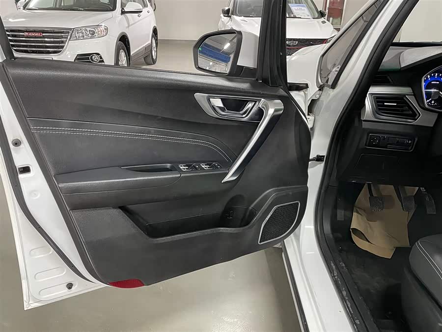 GEELY Vision X3 2019 изображение автомобиля #12