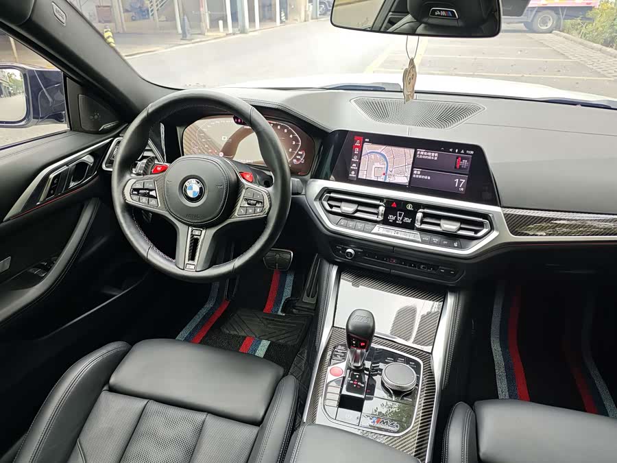 BMW M4 2022 car image #12