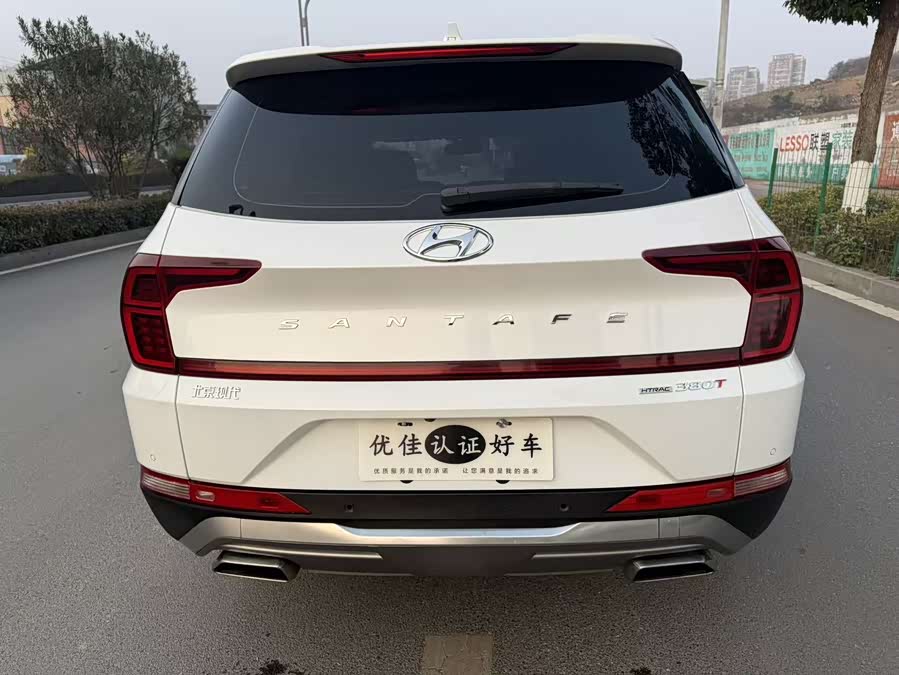 Hyundai Santa Fe 2020 car image #12