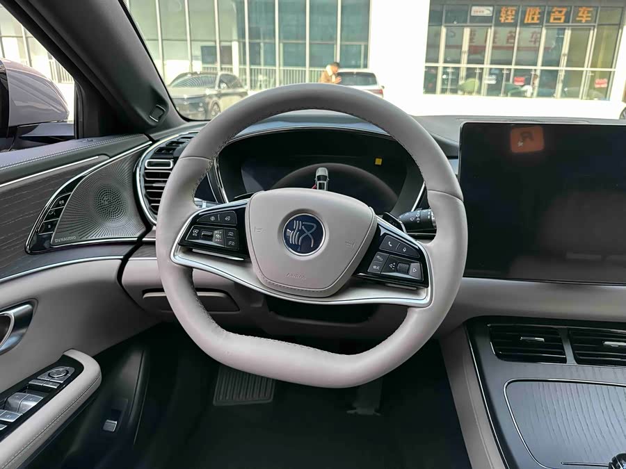 BYD Han 2024 #12 BYD Han 2024 صورة سيارة #12