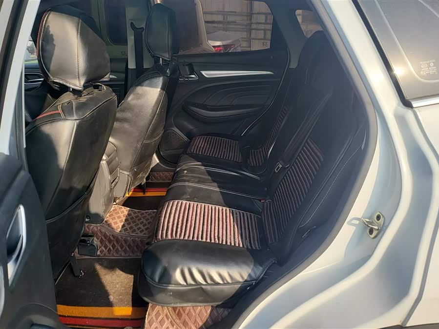 Roewe RX3 2020 изображение автомобиля #12