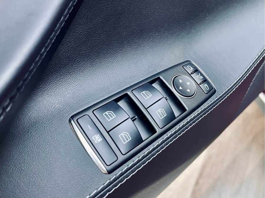 特斯拉 Model S 2014 汽车图片 #12