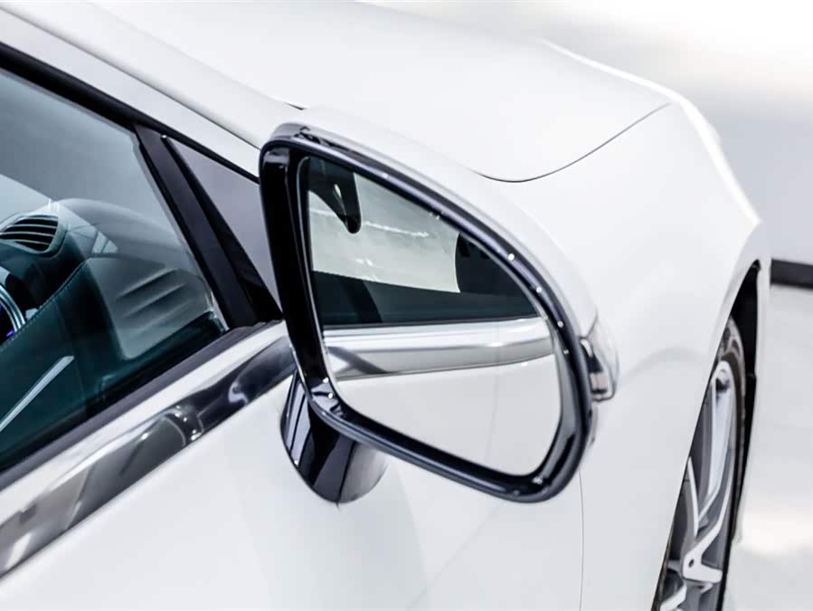 Mercedes-Benz E Class (Imported) 2023 car image #12