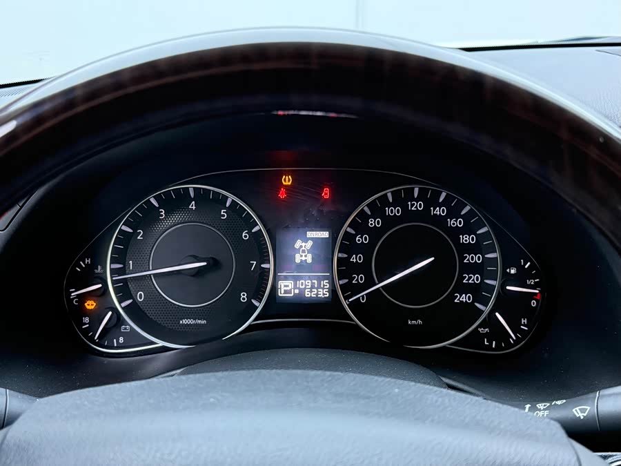 日产 途乐 2018 汽车图片 #12