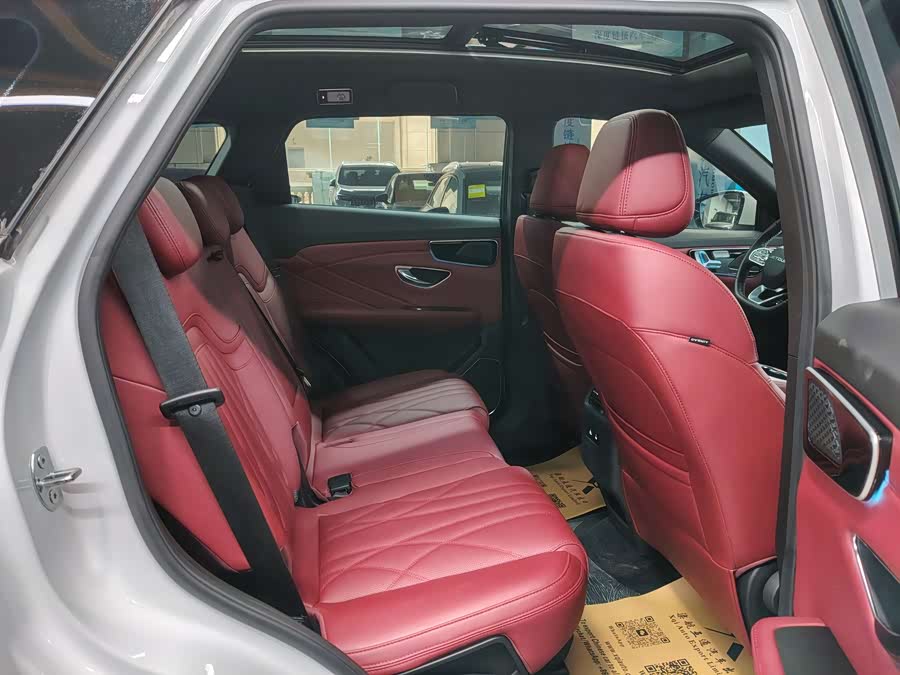 Jetour X70 PLUS 2025 #12 Jetour X70 PLUS 2025 car image #12