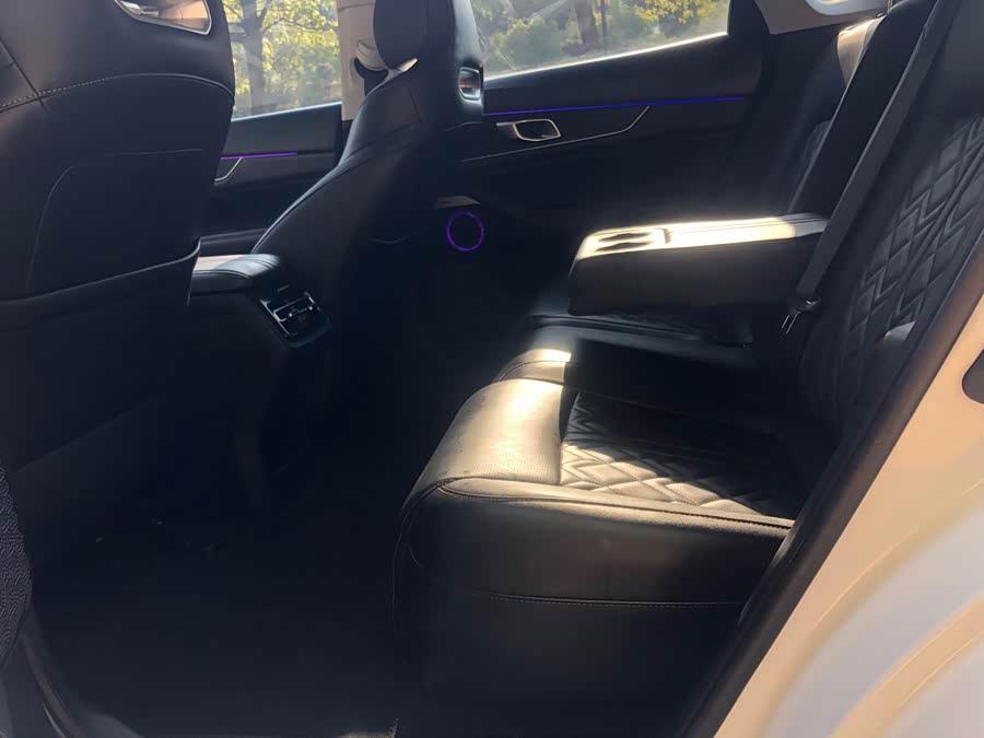 Changan UNI-K iDD 2022 #12 Changan UNI-K iDD 2022 car image #12