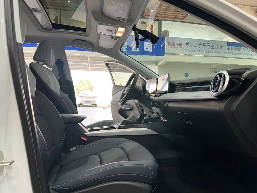 Chevrolet Monza 2025 car image #12