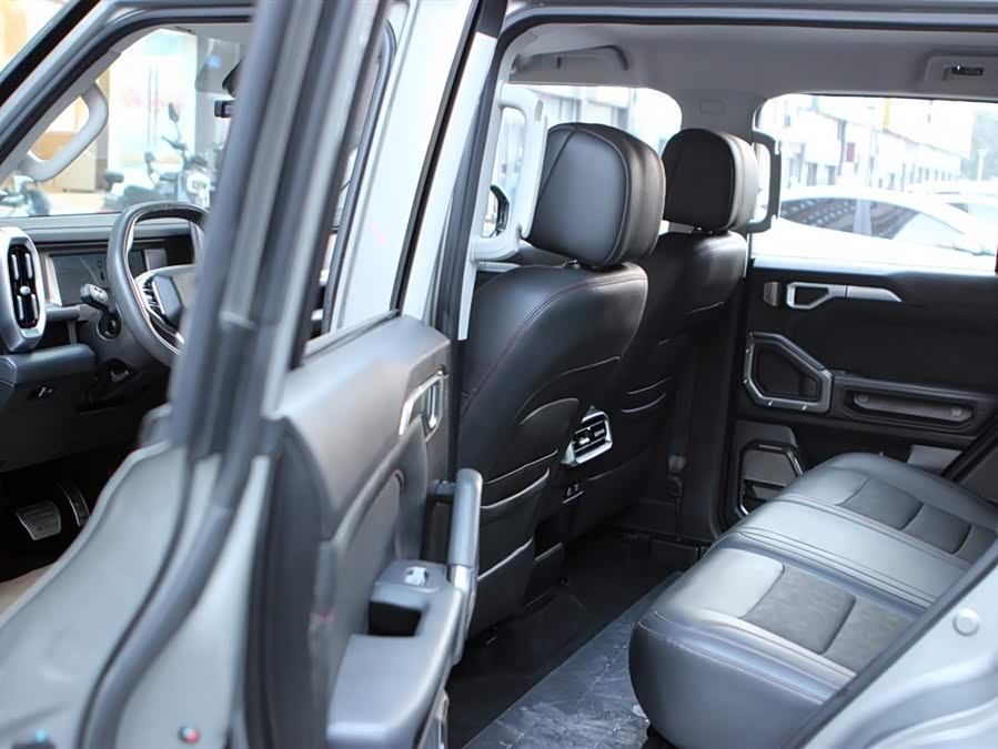 Jetour Traveller 2024 car image #12