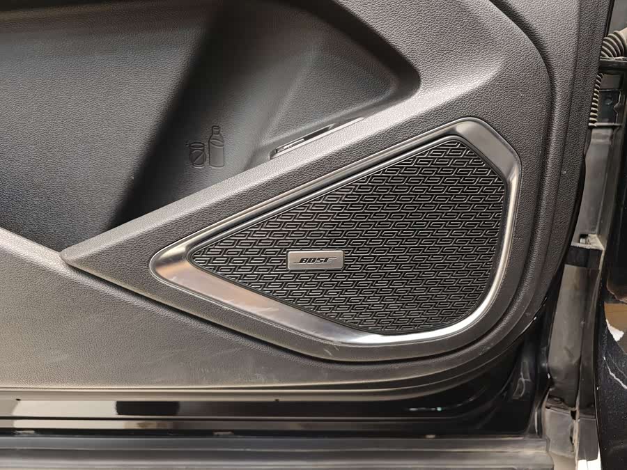 GEELY Tugella New Energy 2020 #12 GEELY Tugella New Energy 2020 car image #12