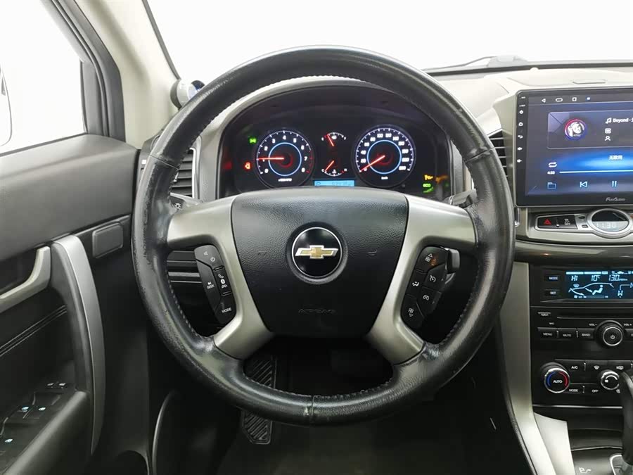 Chevrolet Captiva 2015 #12 Chevrolet Captiva 2015 car image #12