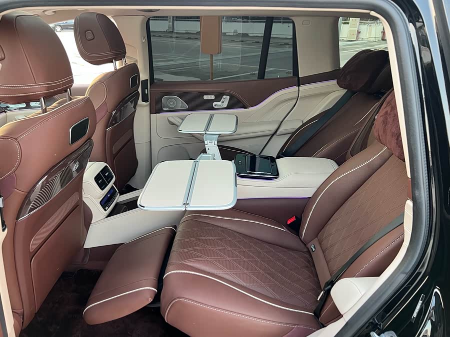 Mercedes-Benz GLS Class 2024 car image #12